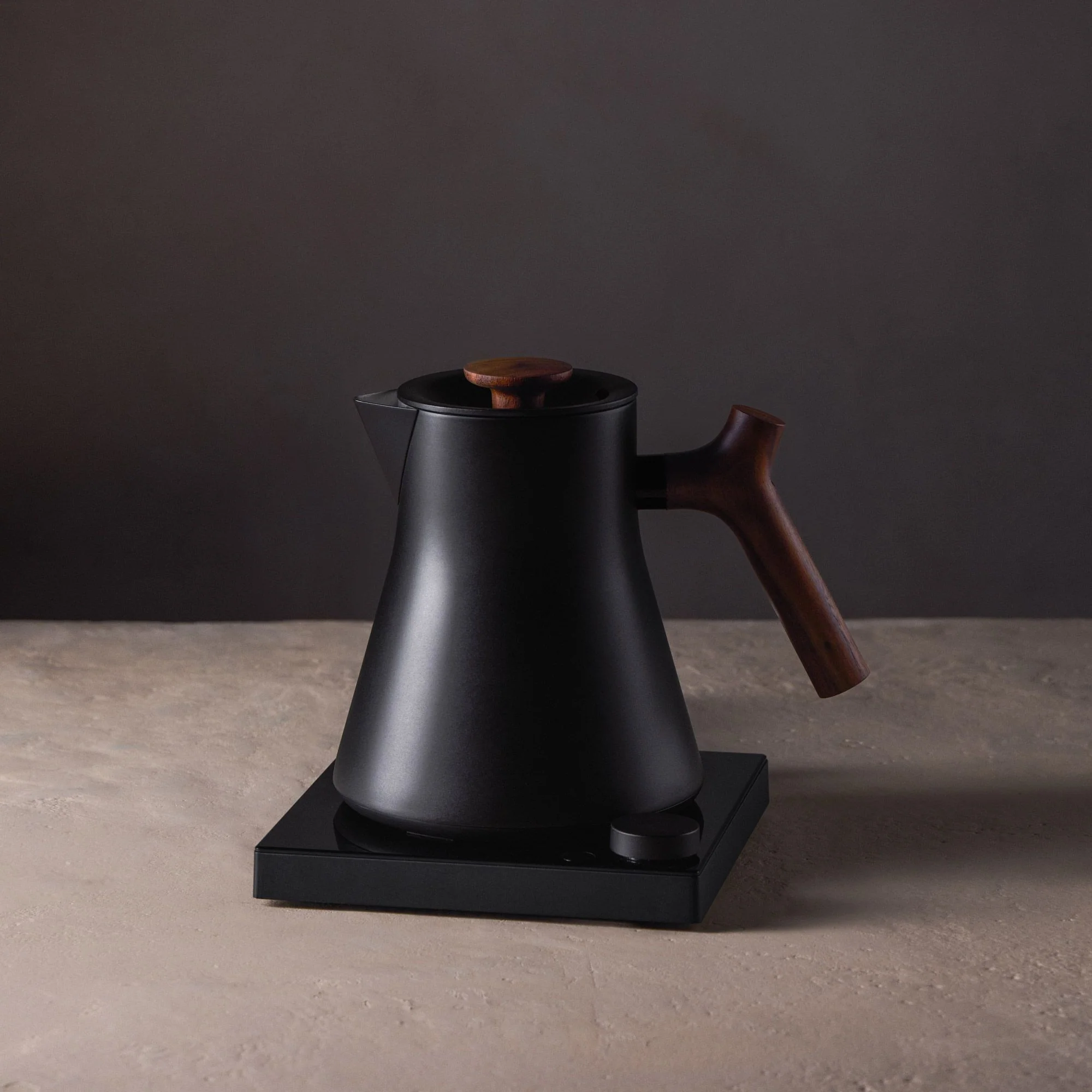 Wasserkocher Tea Fellow Corvo Pro Black Walnut - Image 6